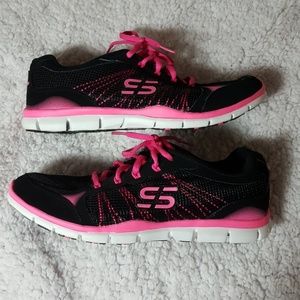 SKECHERS SNEAKERS - SIZE 9.5